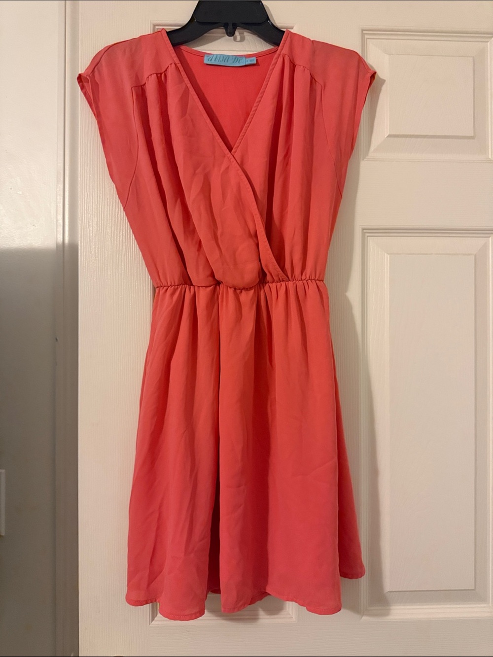 dina be Coral Wrap-Style Cap Sleeve Dress